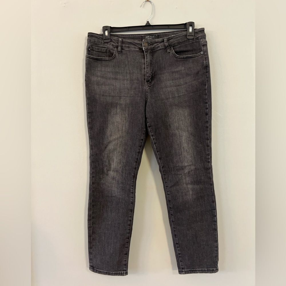 Judy Blue Charcoal Boyfriend Fit Jeans 13/31